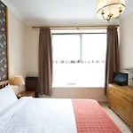 Monton House Hotel